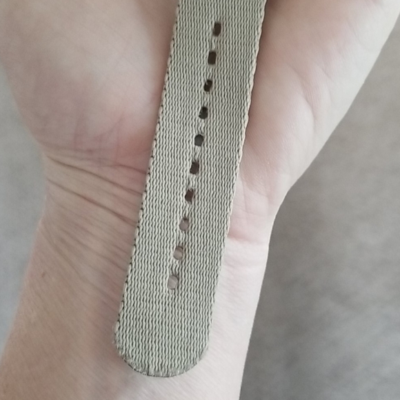 VICTORINOX Field Watch Sage - Picture 2 of 8